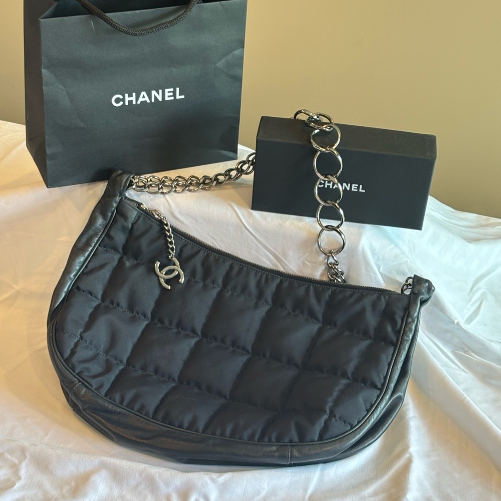 Chanel Black Quilted Women's Bag